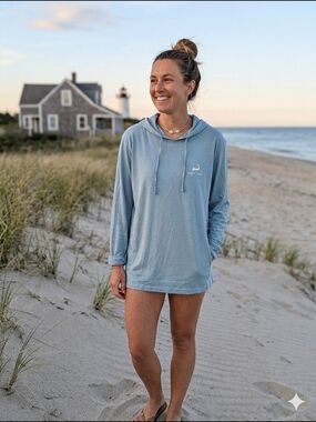 Cuffy's Cape Cod Ladies XL Lightweight Blue Hoodie Long Sleeve Shirt (EUC)